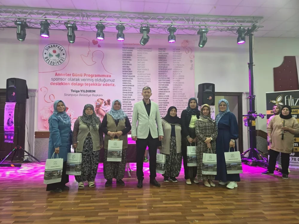 Sinanpaşa‘da Anneler Gününe özel program 