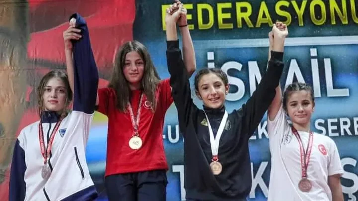 Taşoluk Belediye SK’dan U-13 Türkiye Güreş Şampiyonası’ndan Büyük Başarı