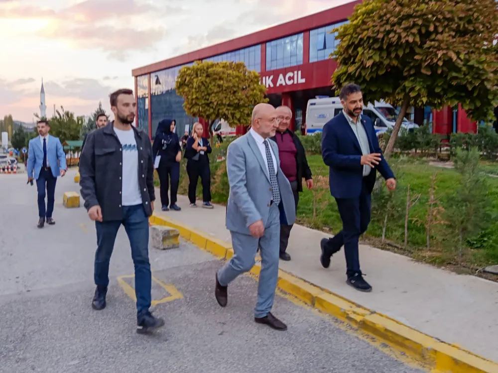 BAŞKAN ŞAHİN, ERİŞKİN ACİL SERVİSİNDE YAPILAN ÇALIŞMALARI İNCELEDİ