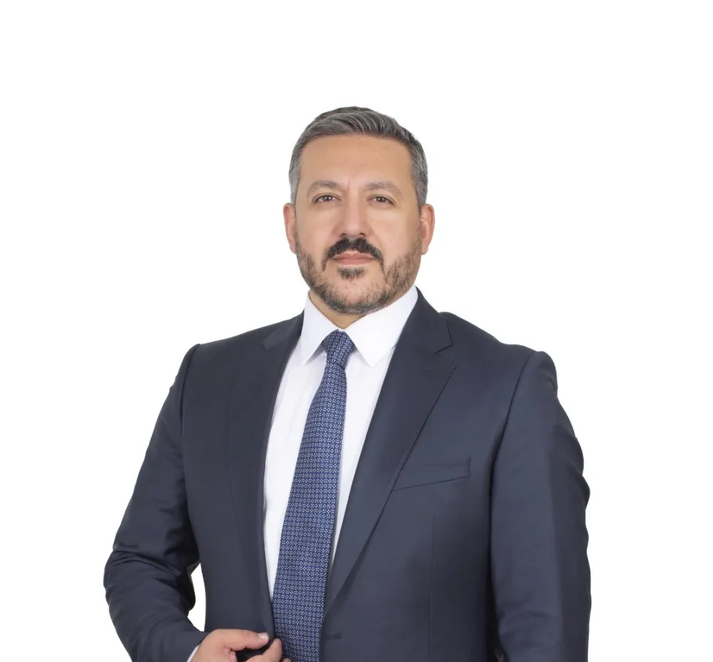 Kimse, “dil özgürlüğü”nü, “kimlik hakkı”nı terör övgüsüne perde yapamaz.